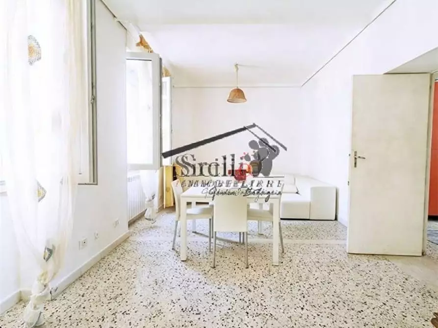 Immagine 1 di Appartamento in vendita  a Ragusa