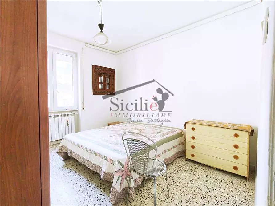 Immagine 10 di Appartamento in vendita  a Ragusa