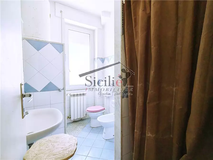 Immagine 13 di Appartamento in vendita  a Ragusa