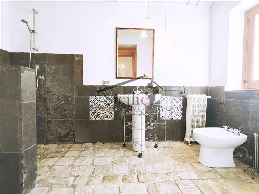 Immagine 14 di Villa in vendita  a Modica