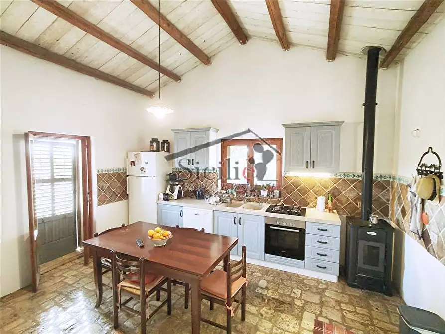 Immagine 15 di Villa in vendita  a Modica