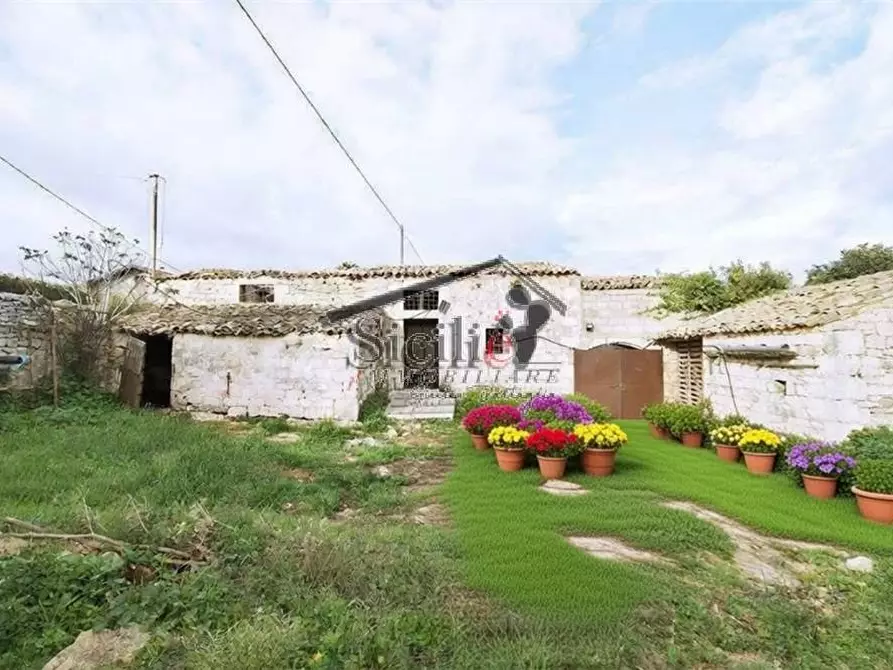 Immagine 1 di Villa in vendita  a Scicli
