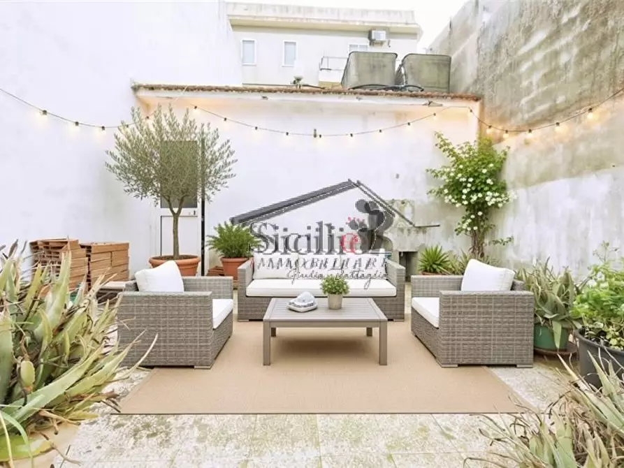Immagine 1 di Villa in vendita  a Scicli