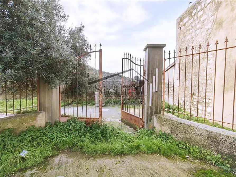 Immagine 4 di Villa in vendita  a Scicli