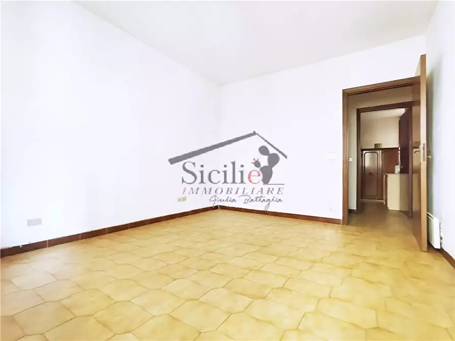Immagine 10 di Appartamento in vendita  a Scicli