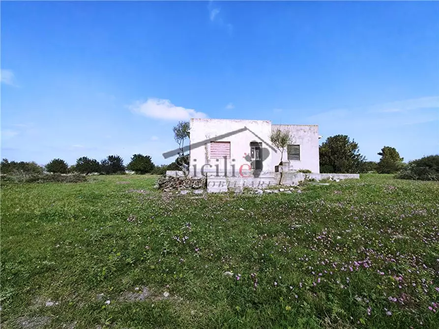 Immagine 1 di Villa in vendita  a Scicli