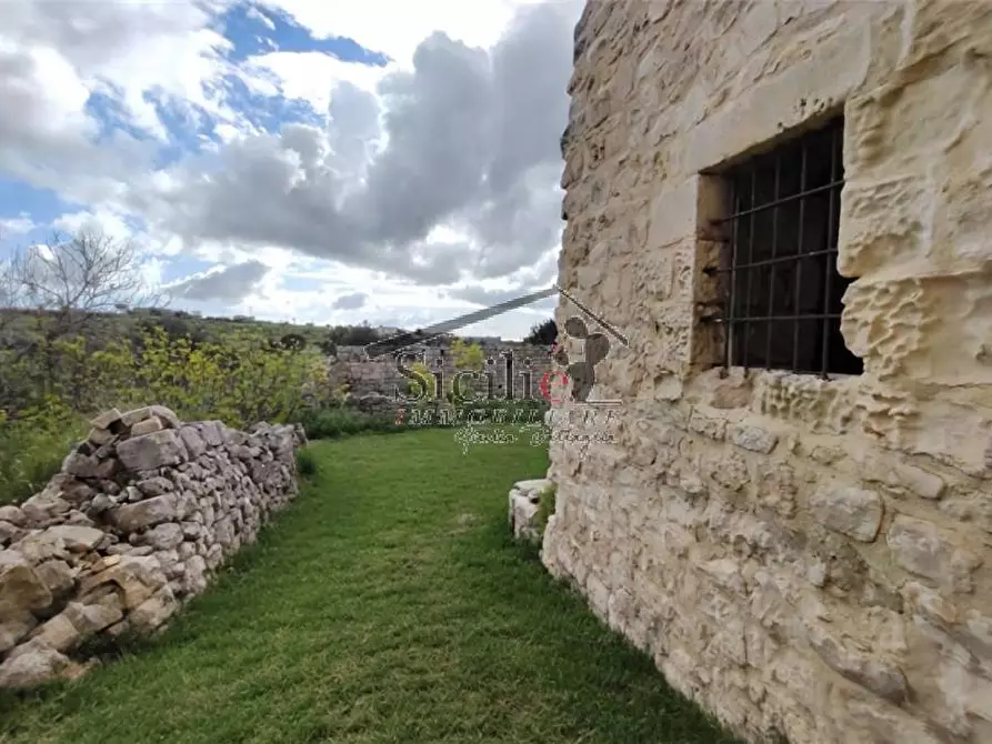 Immagine 15 di Villa in vendita  a Scicli