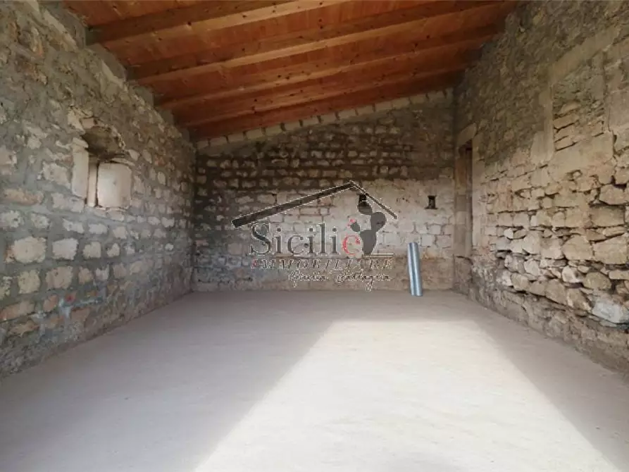 Immagine 4 di Villa in vendita  a Scicli