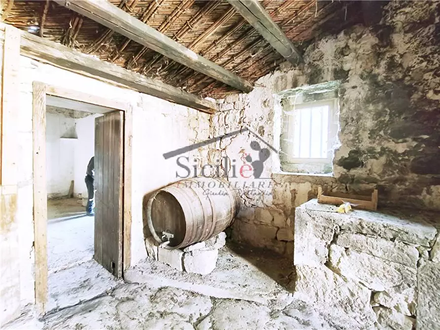 Immagine 10 di Villa in vendita  a Modica