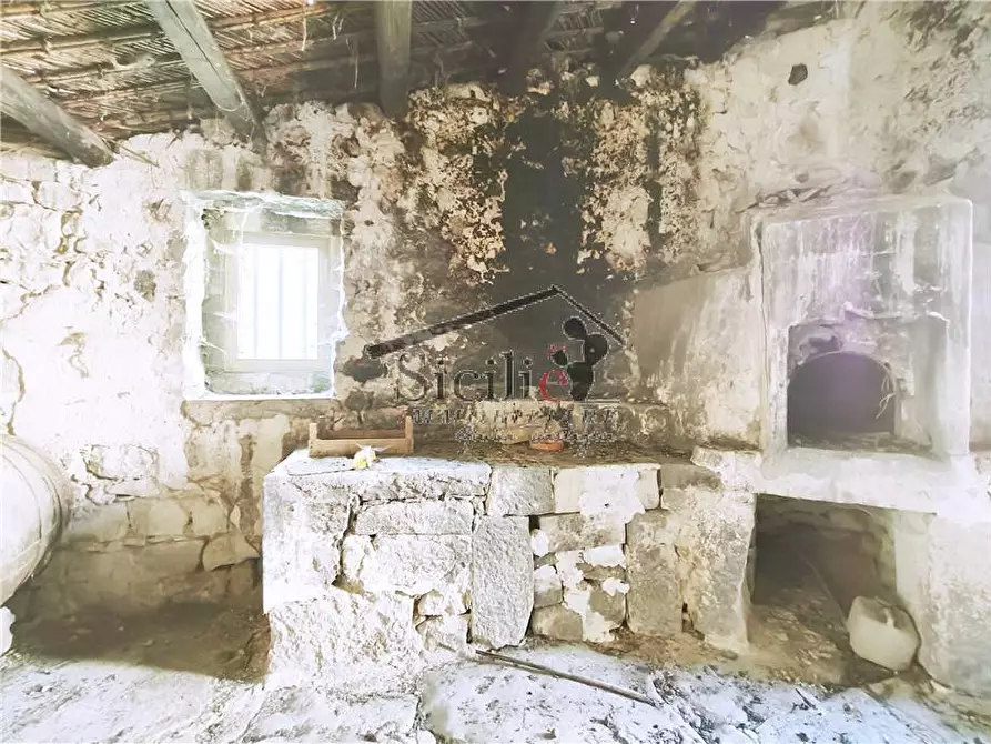 Immagine 11 di Villa in vendita  a Modica