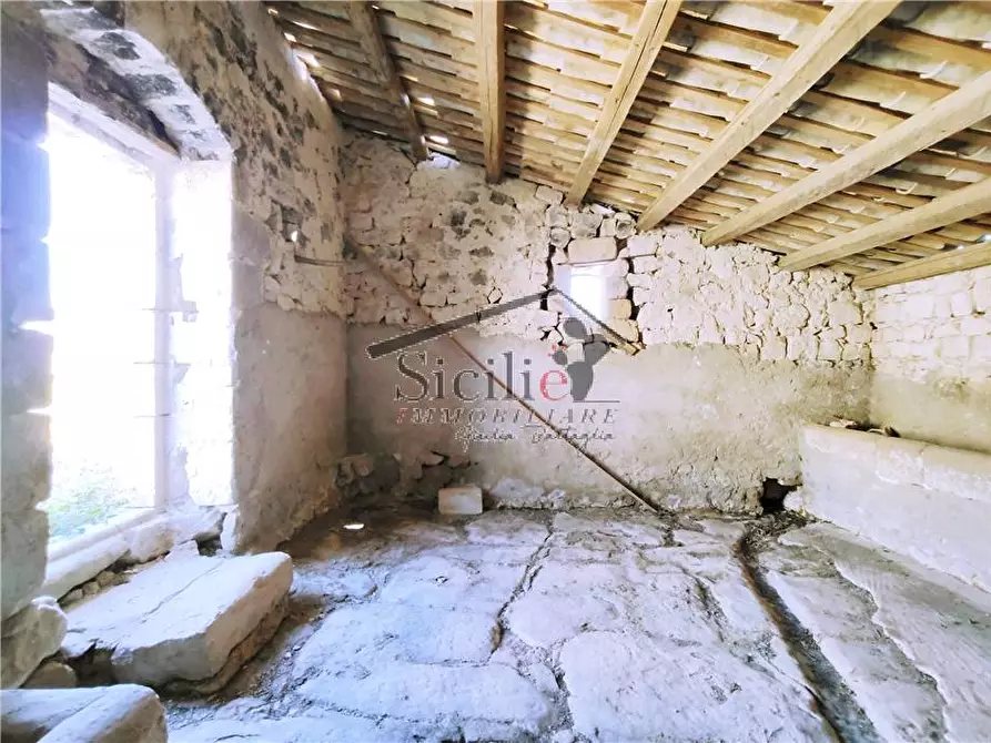 Immagine 15 di Villa in vendita  a Modica