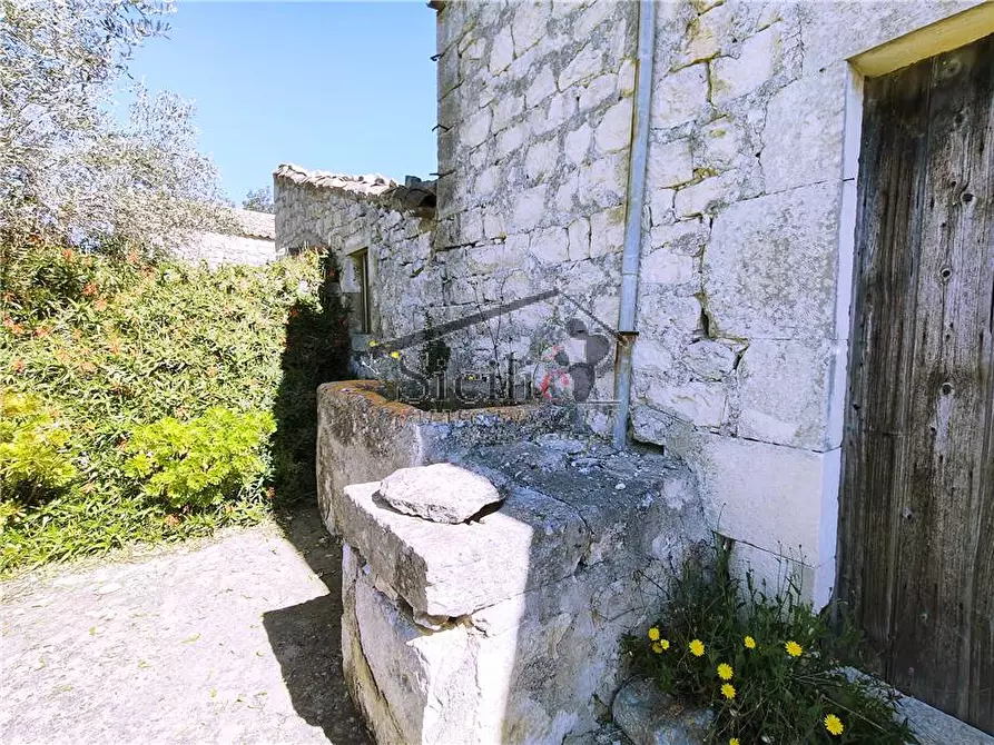 Immagine 9 di Villa in vendita  a Modica