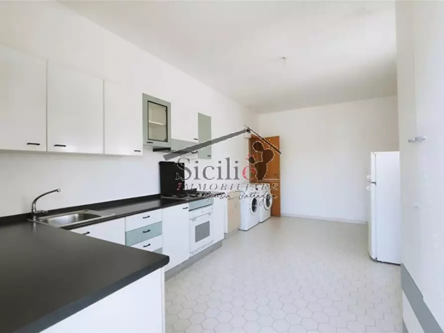 Immagine 13 di Villa in vendita  a Ragusa