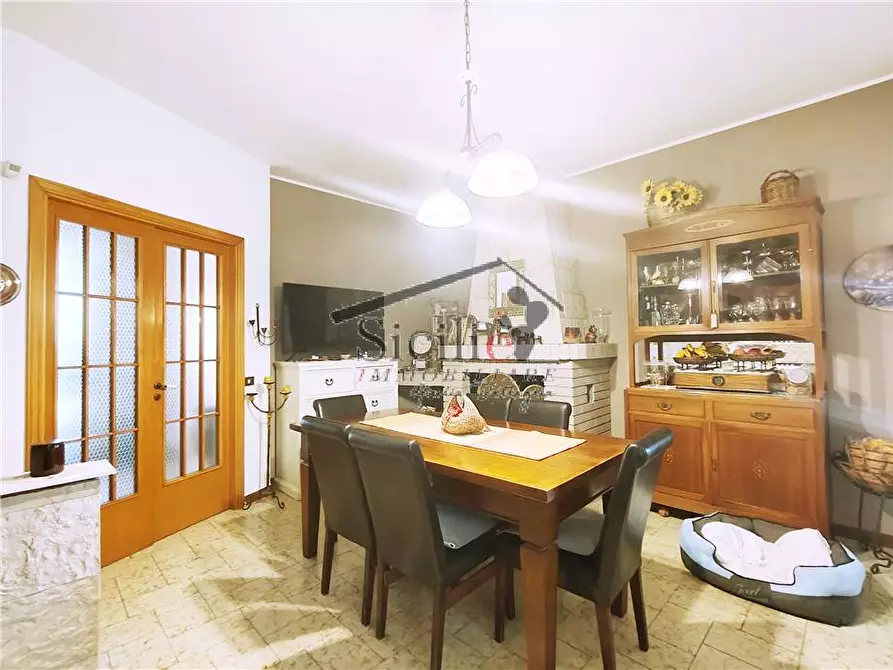 Immagine 4 di Villa in vendita  a Ragusa