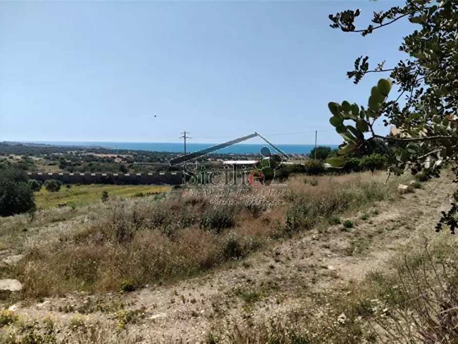 Immagine 2 di Terreno in vendita  a Scicli