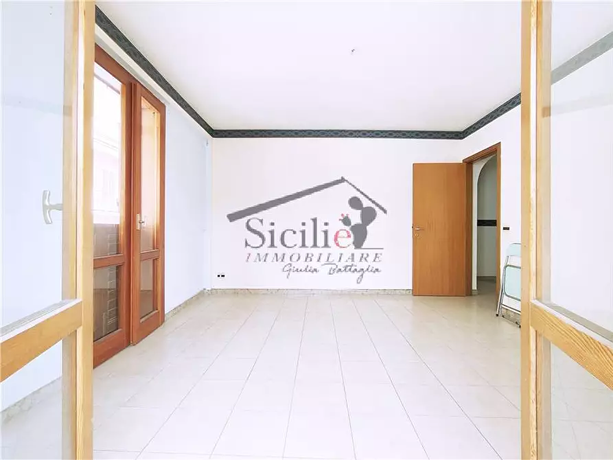 Immagine 1 di Appartamento in vendita  a Scicli