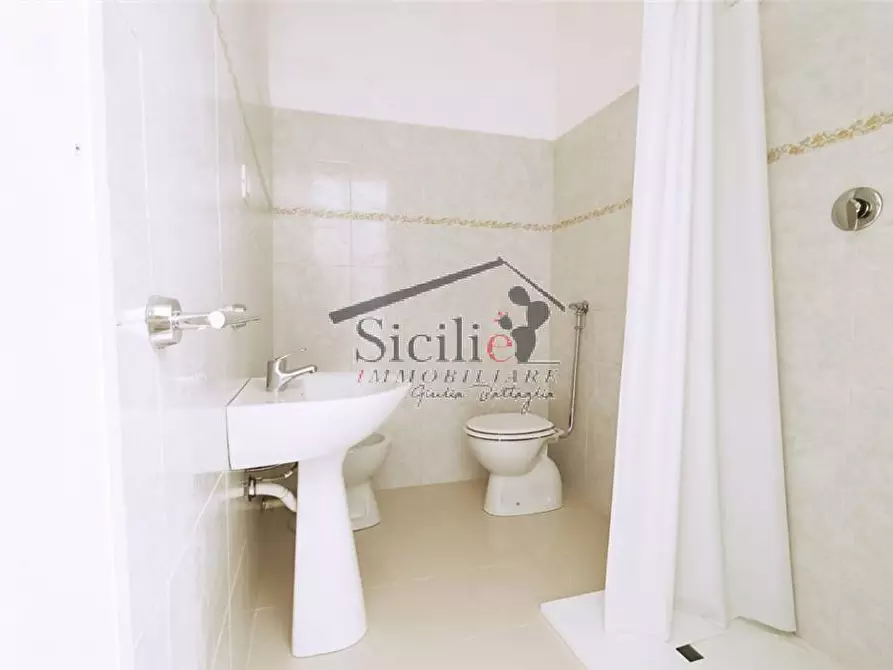 Immagine 10 di Villa in vendita  a Pozzallo