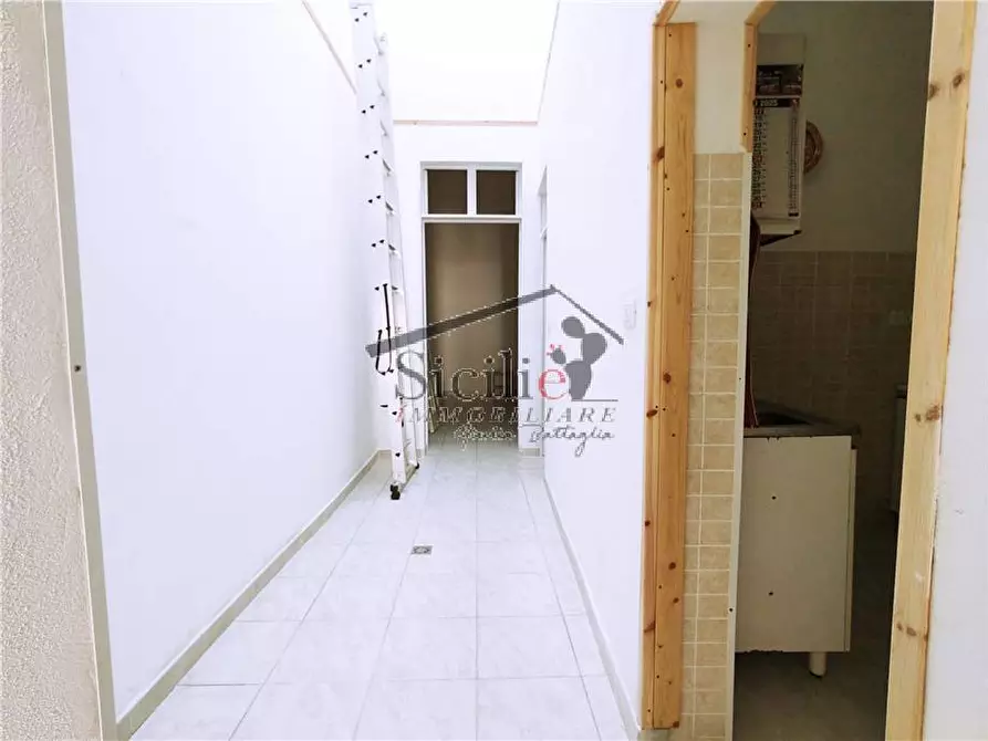 Immagine 4 di Villa in vendita  a Pozzallo