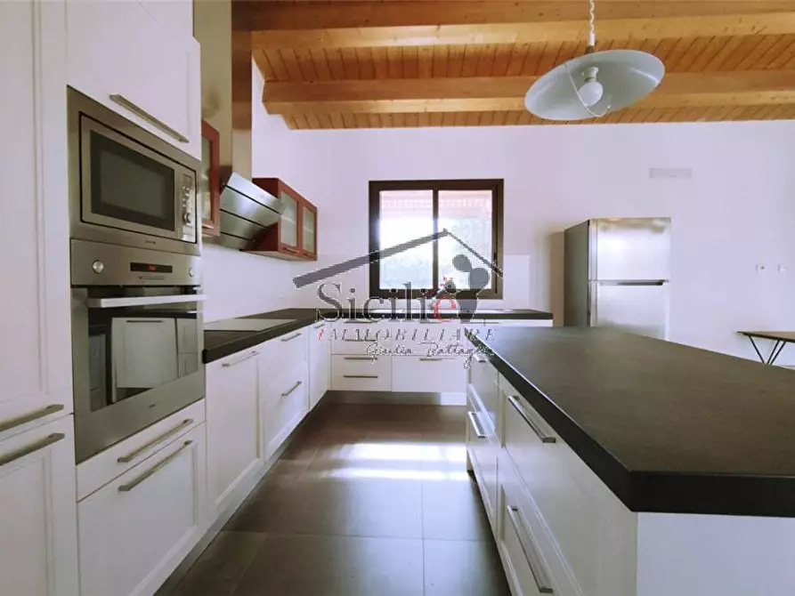Immagine 15 di Villa in vendita  a Scicli