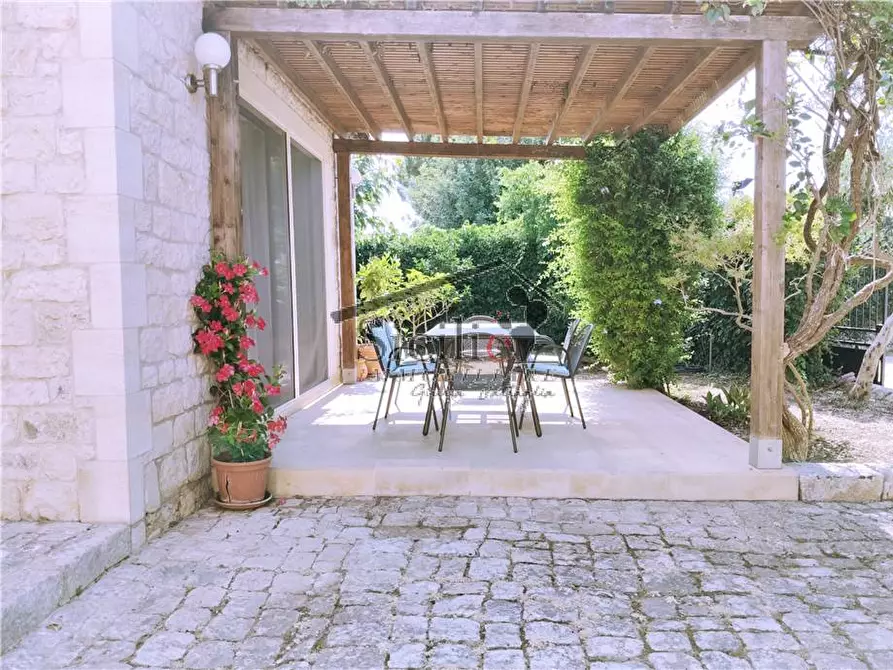 Immagine 5 di Villa in vendita  a Scicli