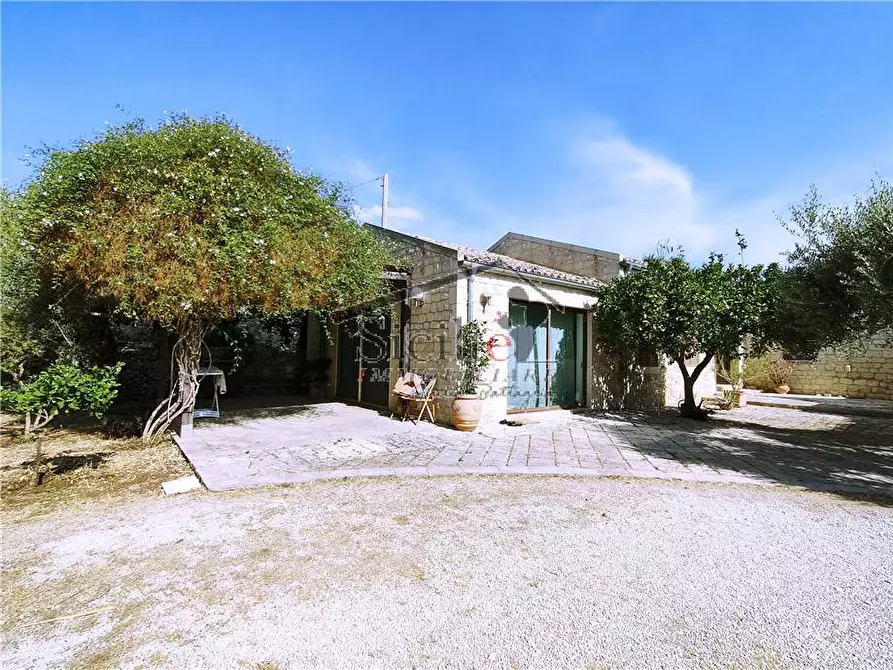 Immagine 6 di Villa in vendita  a Scicli