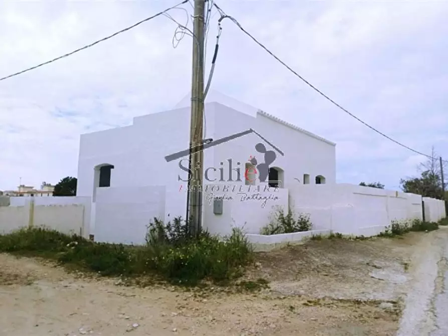 Immagine 1 di Villa in vendita  a Ispica
