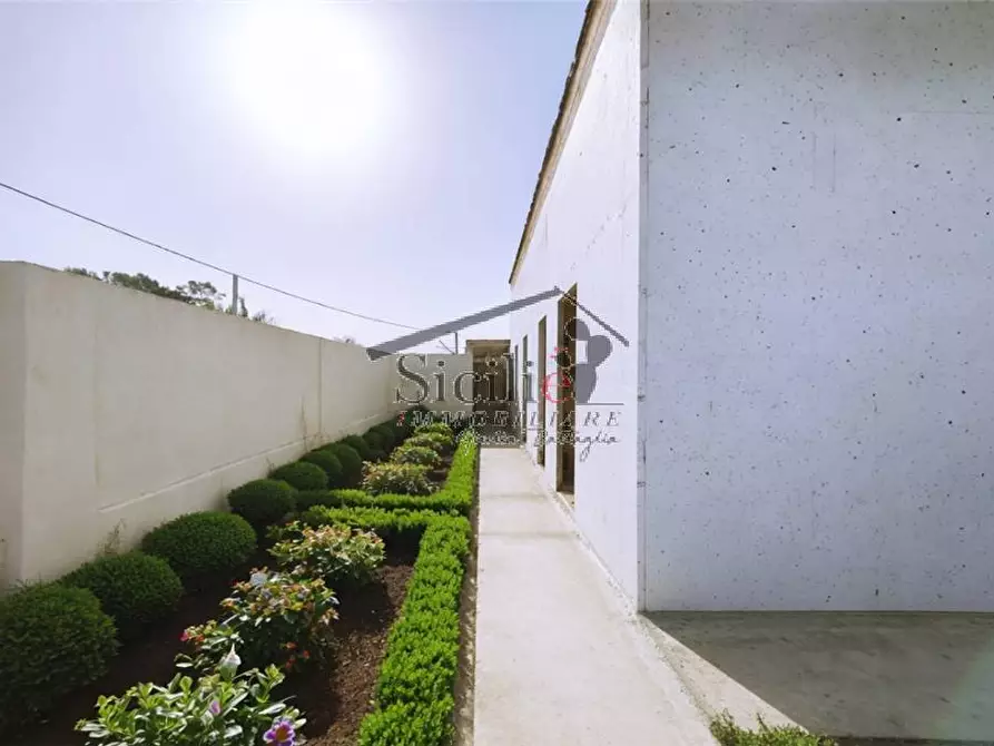 Immagine 4 di Villa in vendita  a Ispica