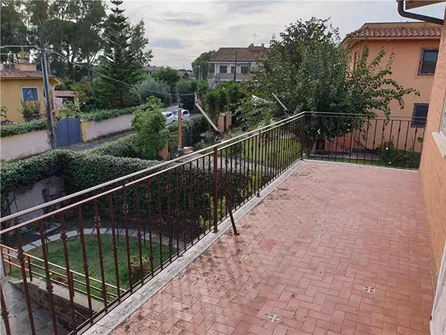 Immagine 1 di Appartamento in affitto  a Roma