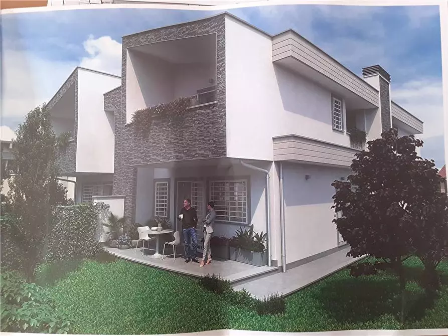Immagine 4 di Villa in vendita  a Roma