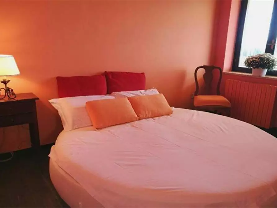 Immagine 4 di Villa in vendita  a Bolsena