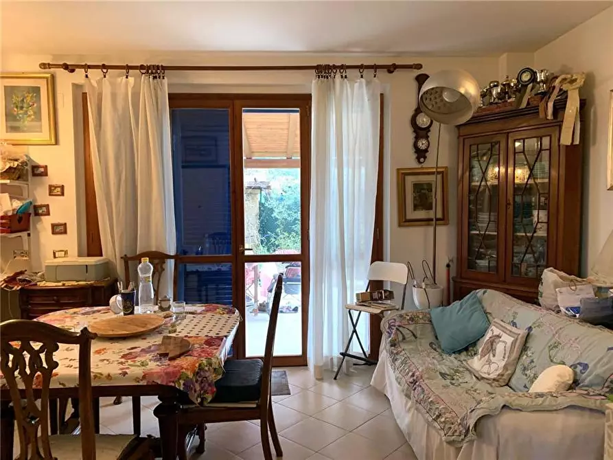 Immagine 1 di Villa in vendita  a Roma