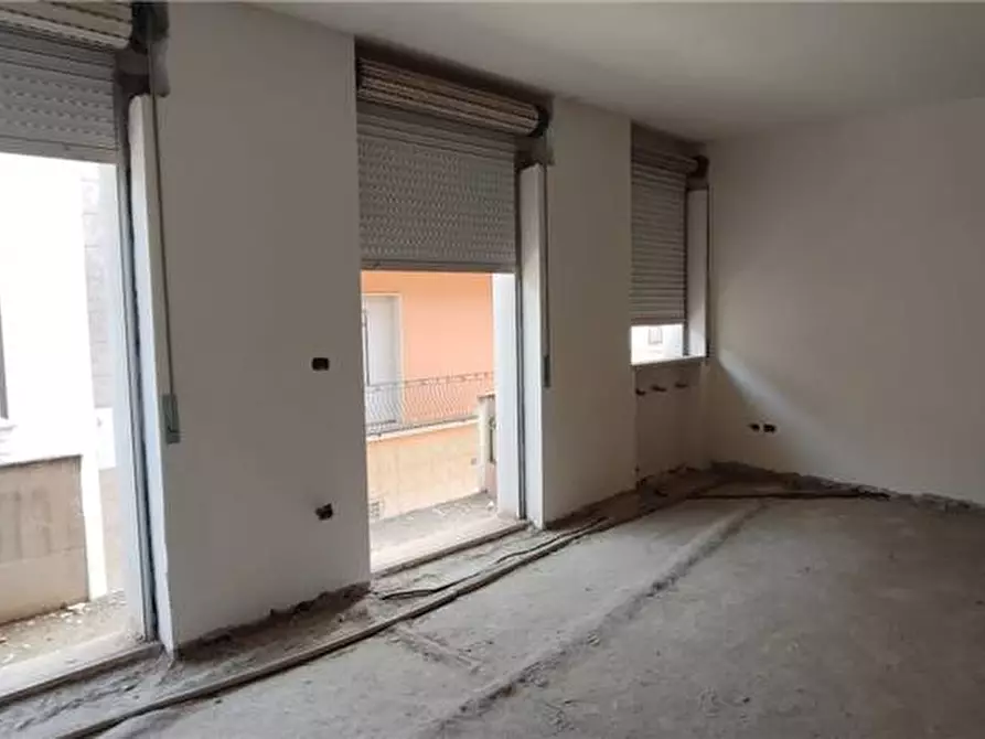 Immagine 3 di Stabile in vendita  a Sannicandro Garganico