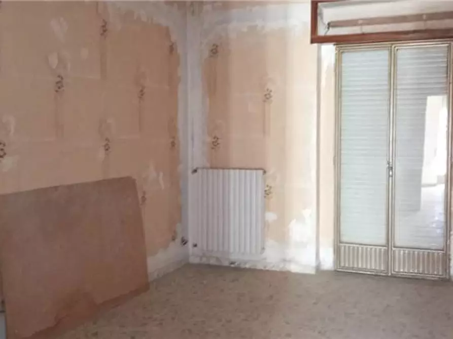 Immagine 3 di Stabile in vendita  a Sannicandro Garganico