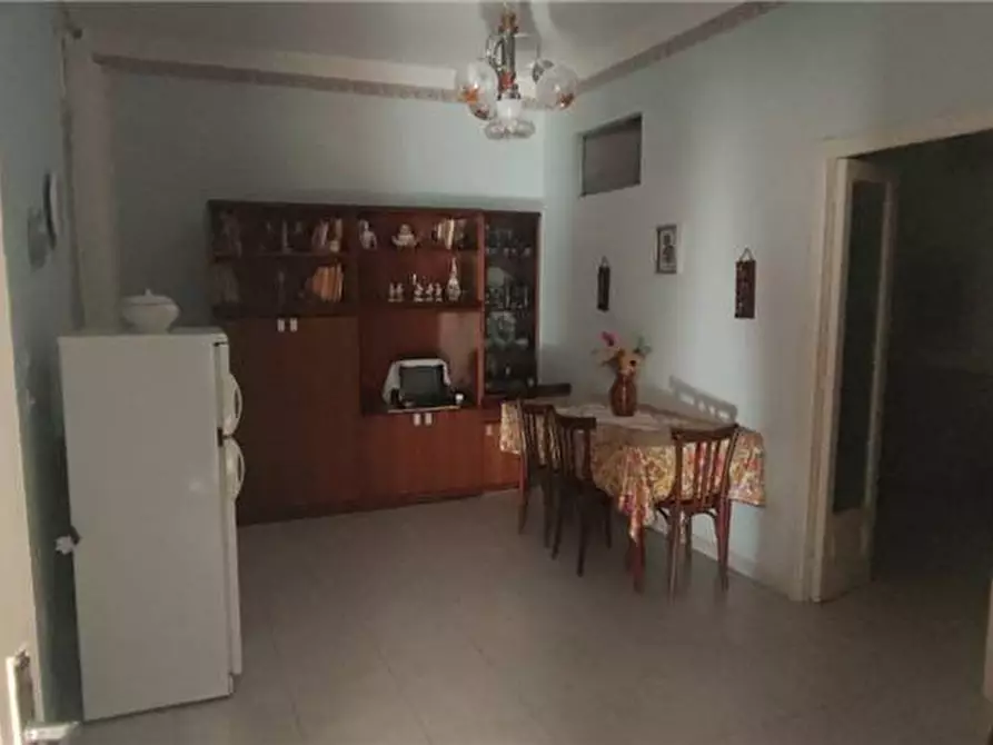 Immagine 2 di Stabile in vendita  a Sannicandro Garganico