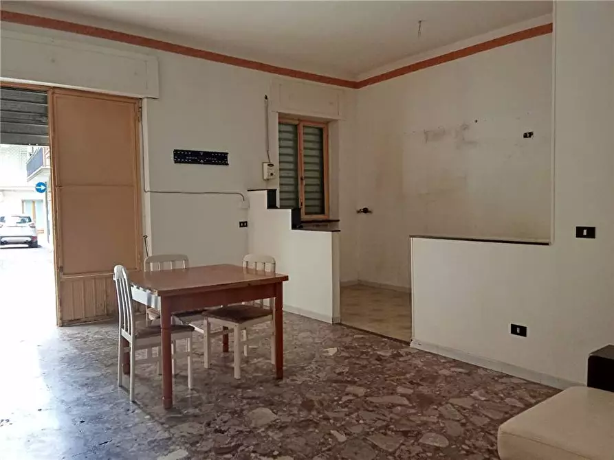 Immagine 2 di Stabile in vendita  a Sannicandro Garganico