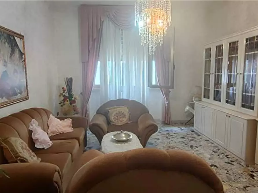 Immagine 1 di Stabile in vendita  a Sannicandro Garganico