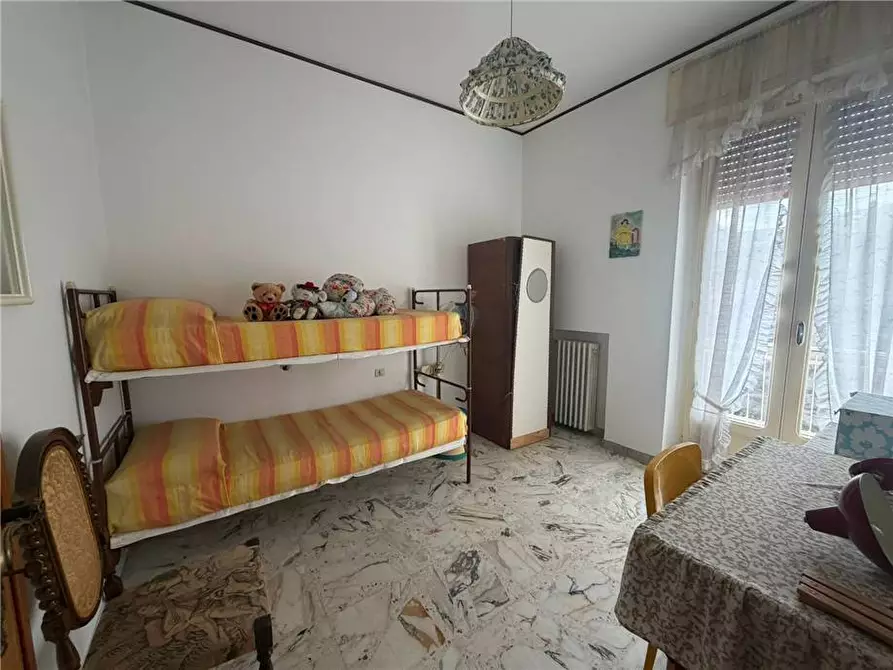 Immagine 5 di Stabile in vendita  a Sannicandro Garganico