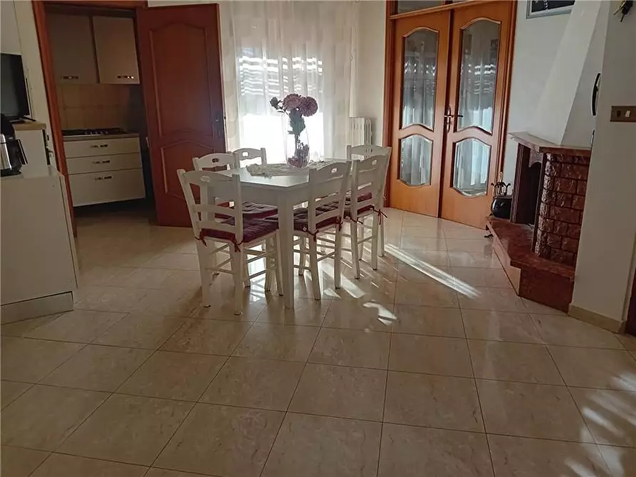 Immagine 1 di Appartamento in vendita  a Sannicandro Garganico