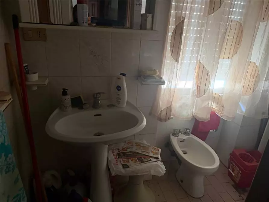 Immagine 4 di Stabile in vendita  a Sannicandro Garganico