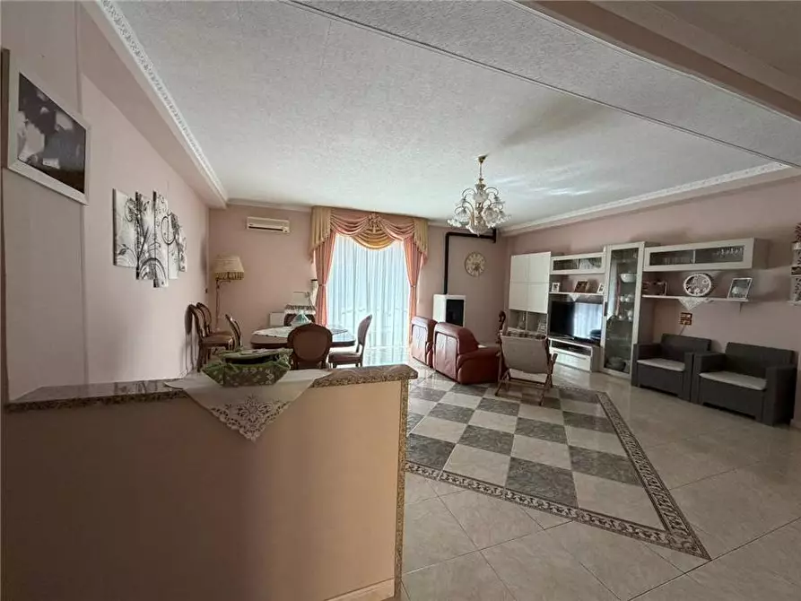Immagine 2 di Appartamento in vendita  a Sannicandro Garganico