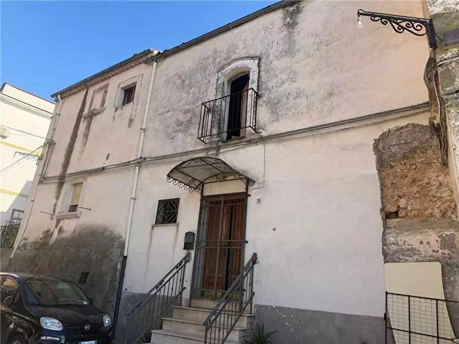 Immagine 2 di Stabile in vendita  a Sannicandro Garganico