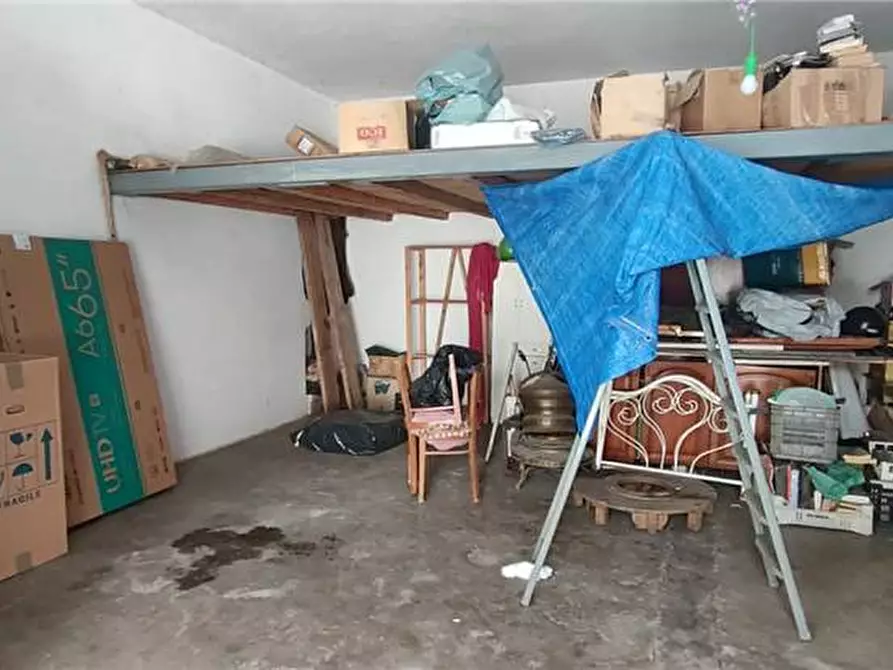 Immagine 3 di Garage in vendita  a Sannicandro Garganico