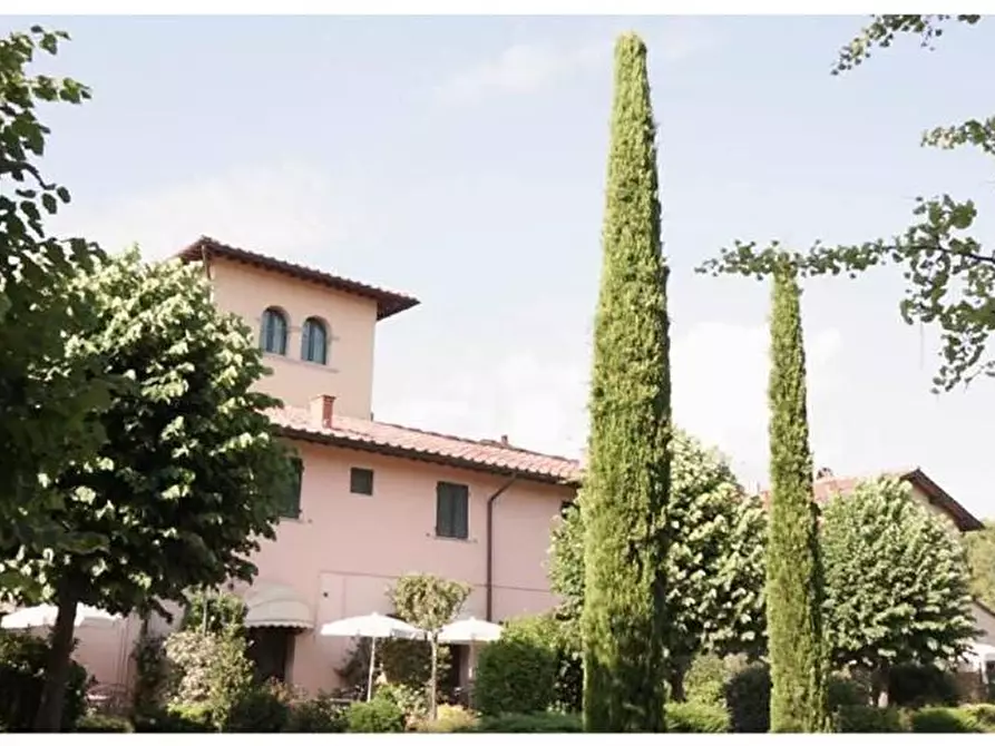 Immagine 2 di Villa in vendita  a Cerreto Guidi