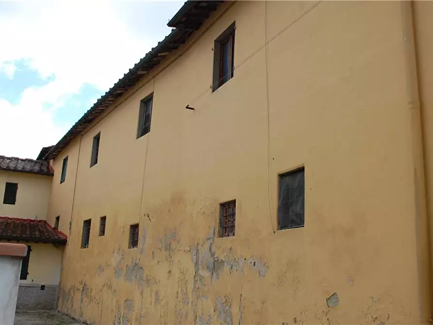 Immagine 2 di Rustico / casale in vendita  a Firenze
