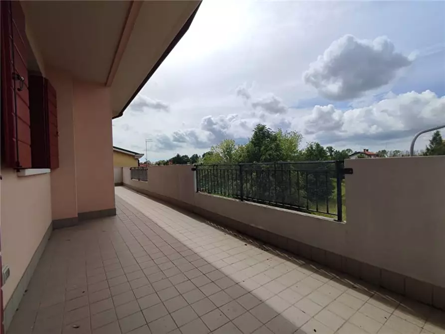 Immagine 3 di Appartamento in vendita  a Eraclea