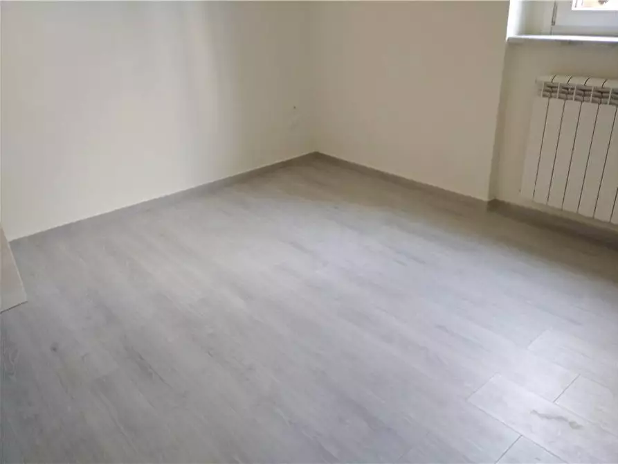 Immagine 2 di Appartamento in vendita  a Viareggio