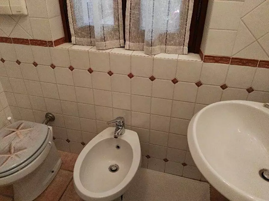 Immagine 4 di Porzione di casa in vendita  a Massarosa
