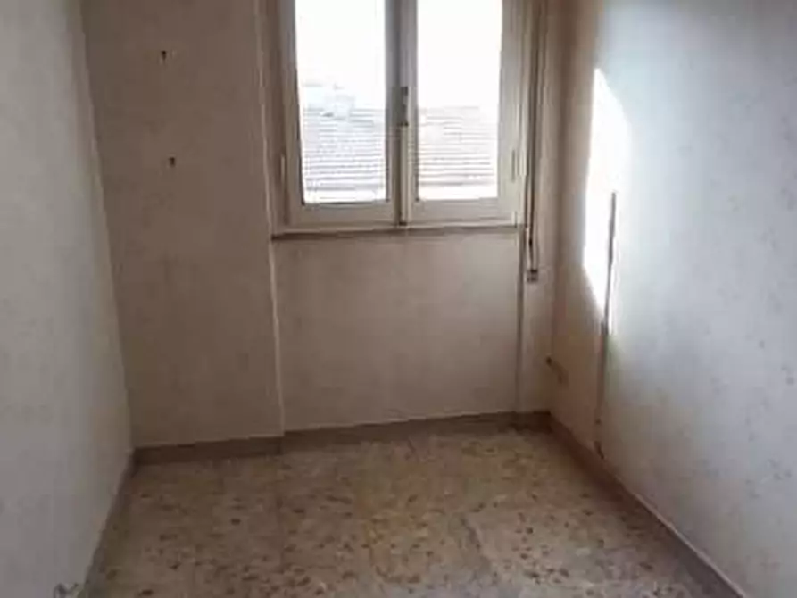 Immagine 4 di Appartamento in vendita  a Viareggio