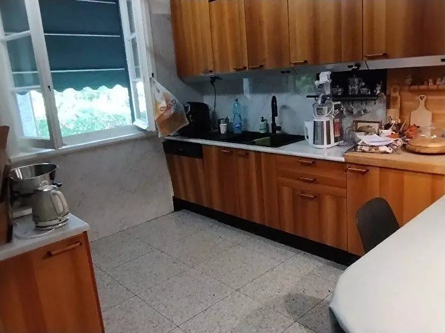 Immagine 5 di Villa in vendita  a Massarosa