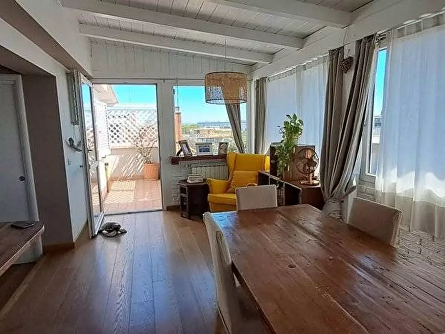 Immagine 10 di Attico in vendita  in Via Poggio di Venaco, 30 a Roma